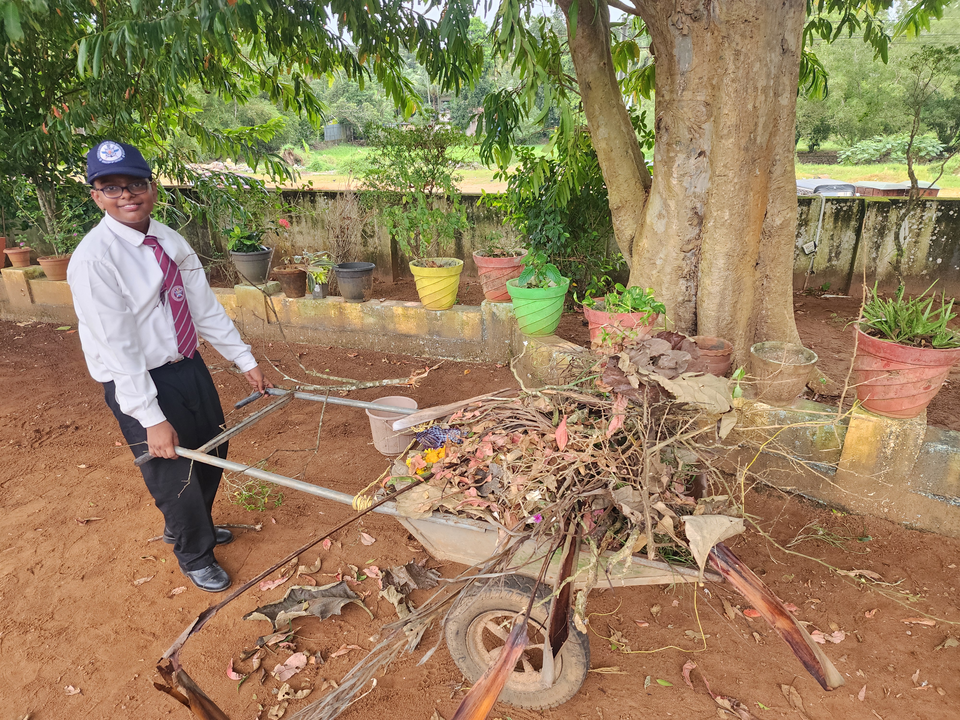 Swachatha Activity — Vidyadhiraja Vidyapeetom Sainik School